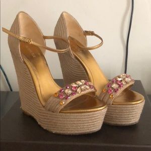 Gucci wedges . Great condition!!!